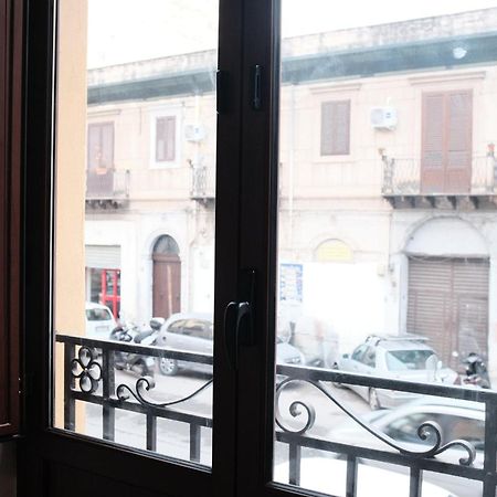 Al Bastione Della Pace Apartment Palermo Bagian luar foto
