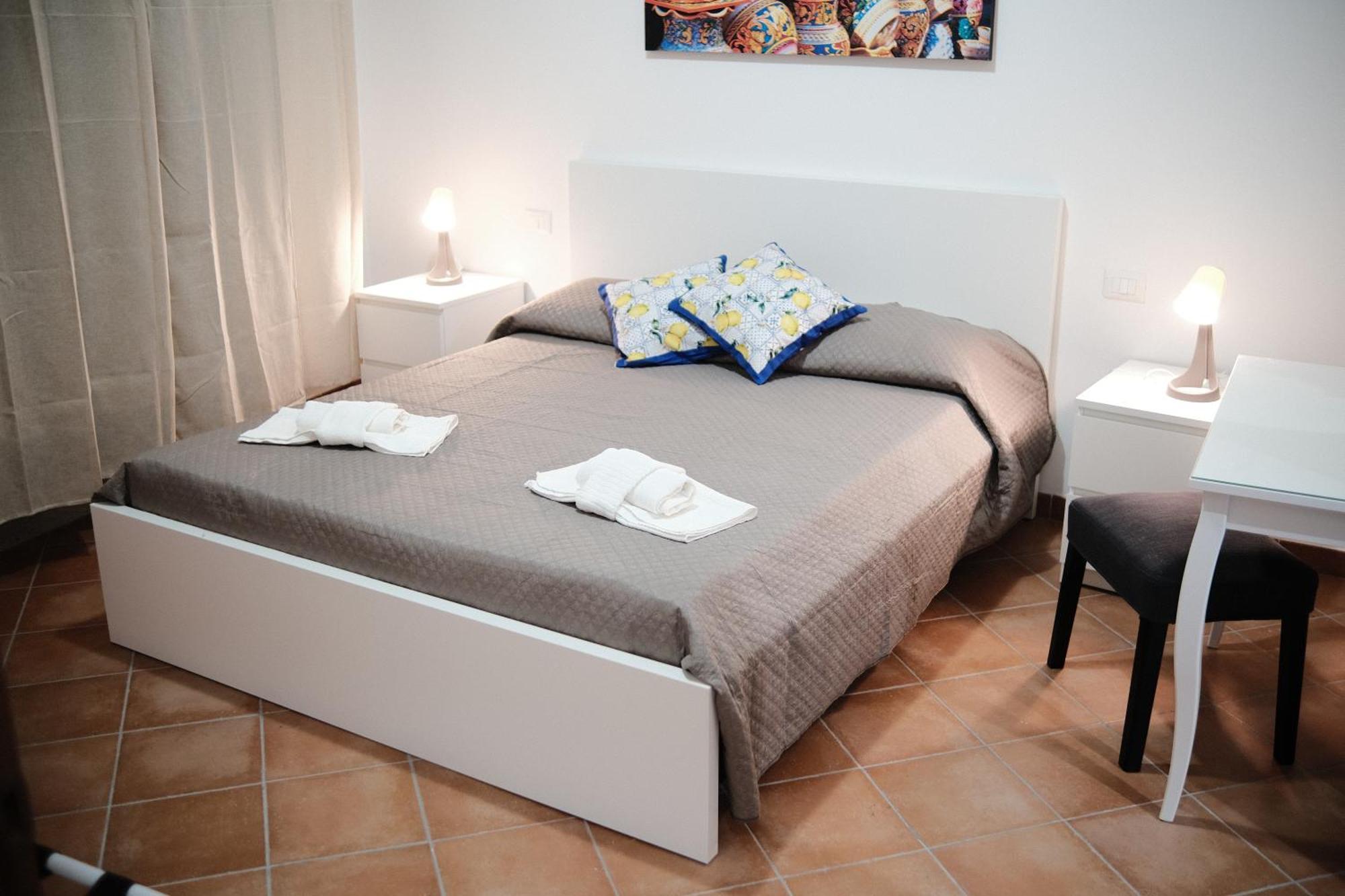 Al Bastione Della Pace Apartment Palermo Bagian luar foto