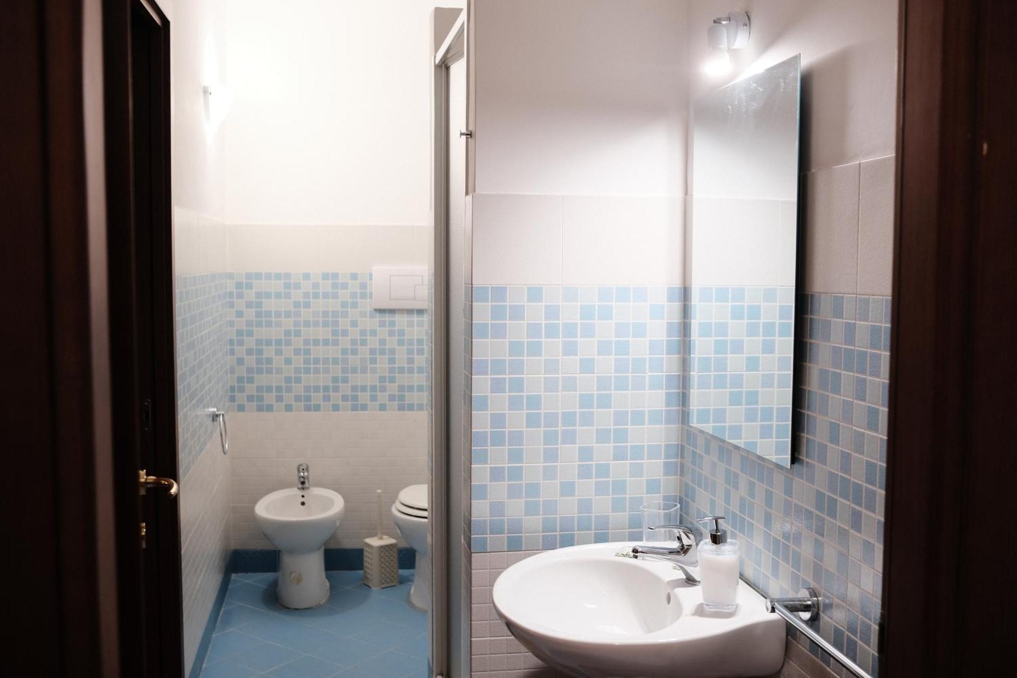 Al Bastione Della Pace Apartment Palermo Bagian luar foto